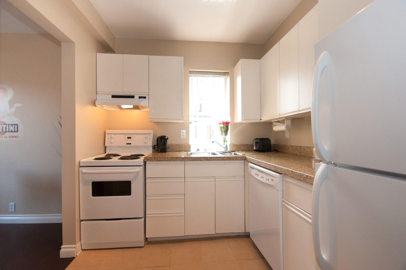 The-Rosellen-Suites-At-Stanley-Park-General-view-14