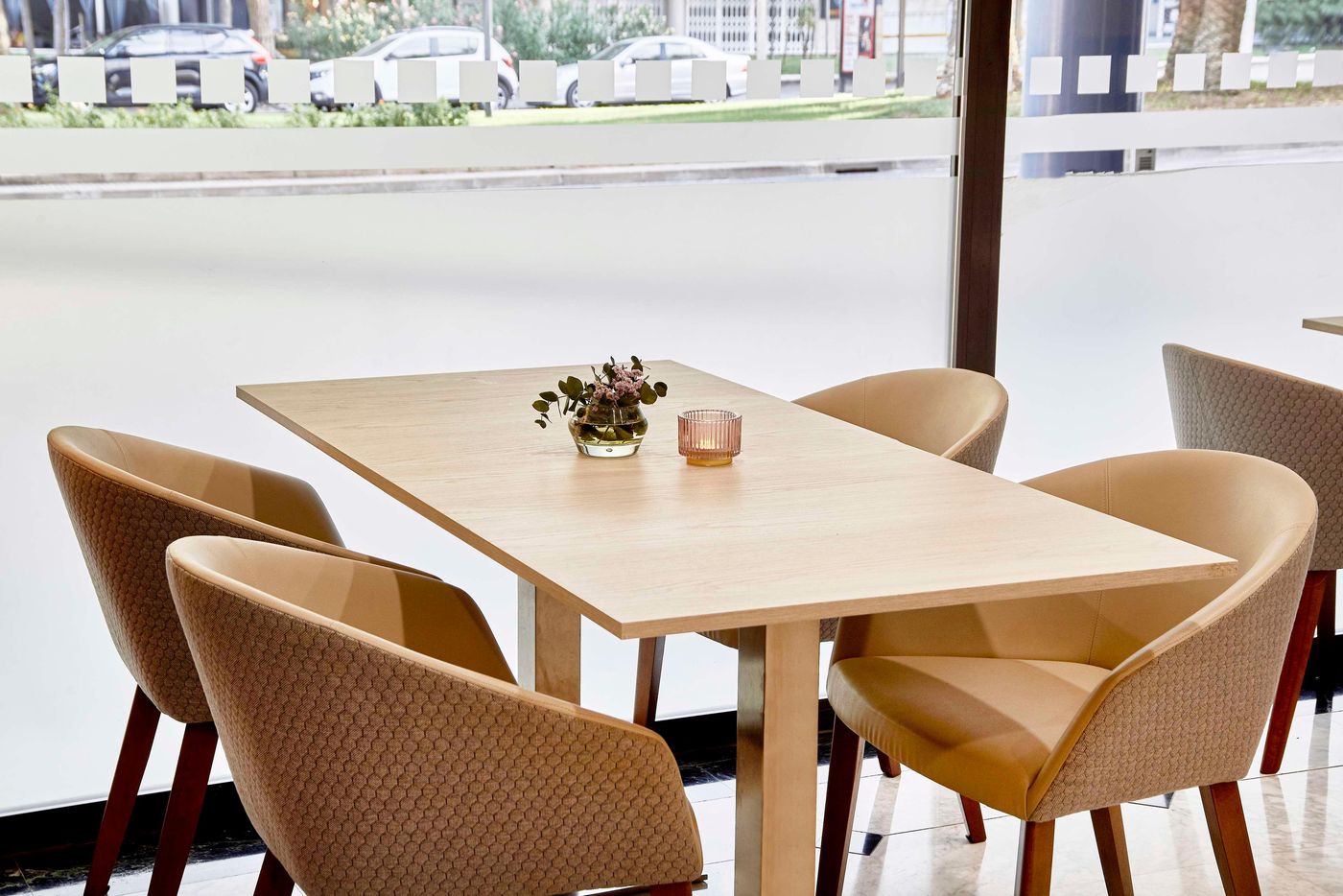 Nh-Ciutat-De-Reus-Lobby-16