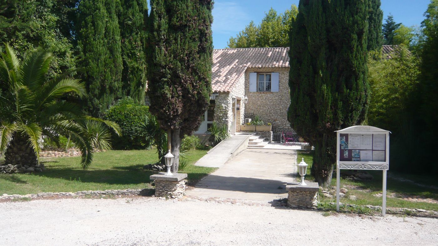La Sommellerie Logis de France-France-CHATEAUNEUF DU PAPE-General view-2
