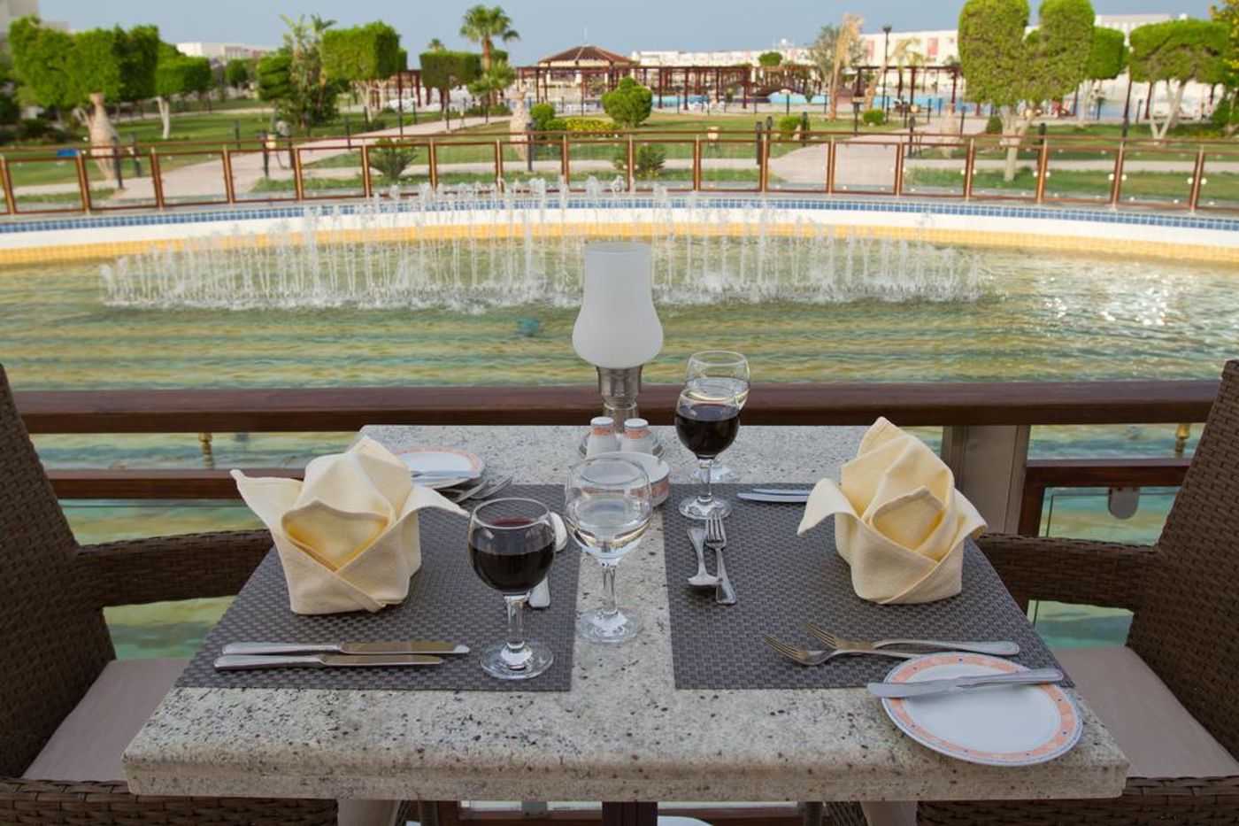 SUNRISE Crystal Bay Resort - Grand Select