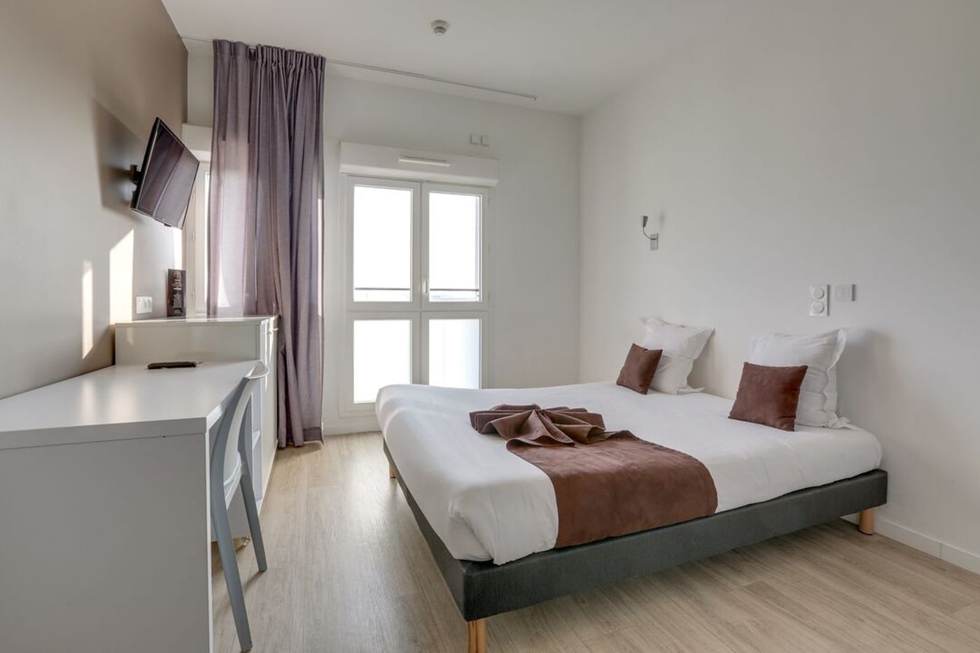 All-Suites-Choisy-Le-Roi-Room-22