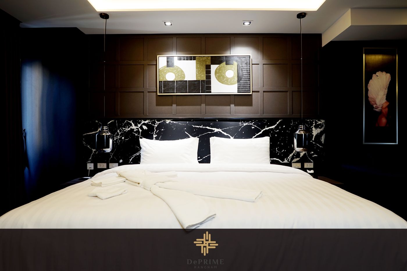 De-Prime-Rangnam-Hotel-Room-27