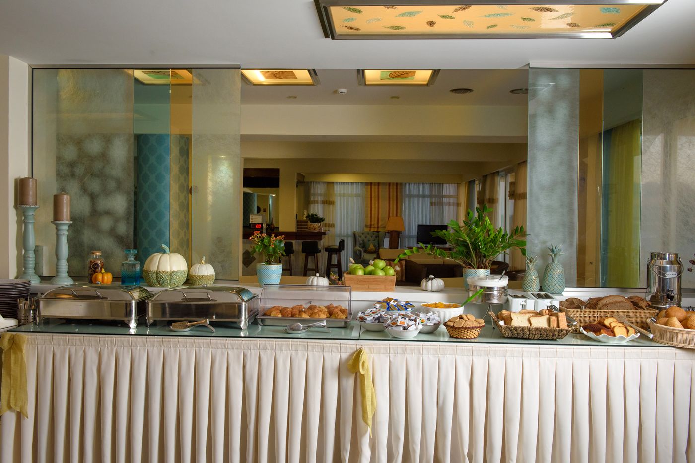 Pontikonissi-Restaurant-48