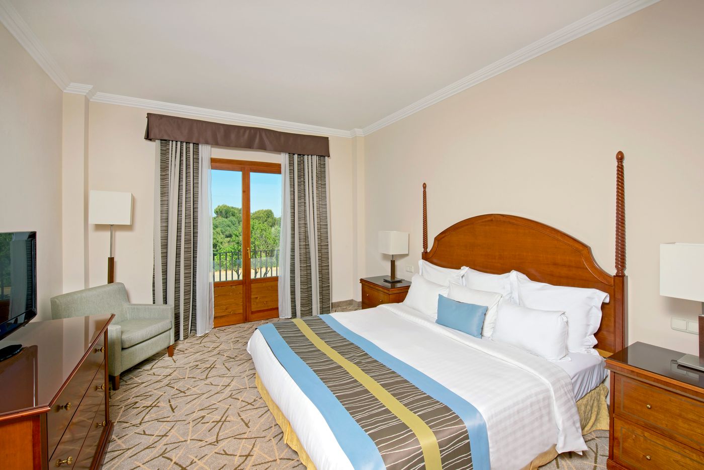 Be Live Collection Son Antem