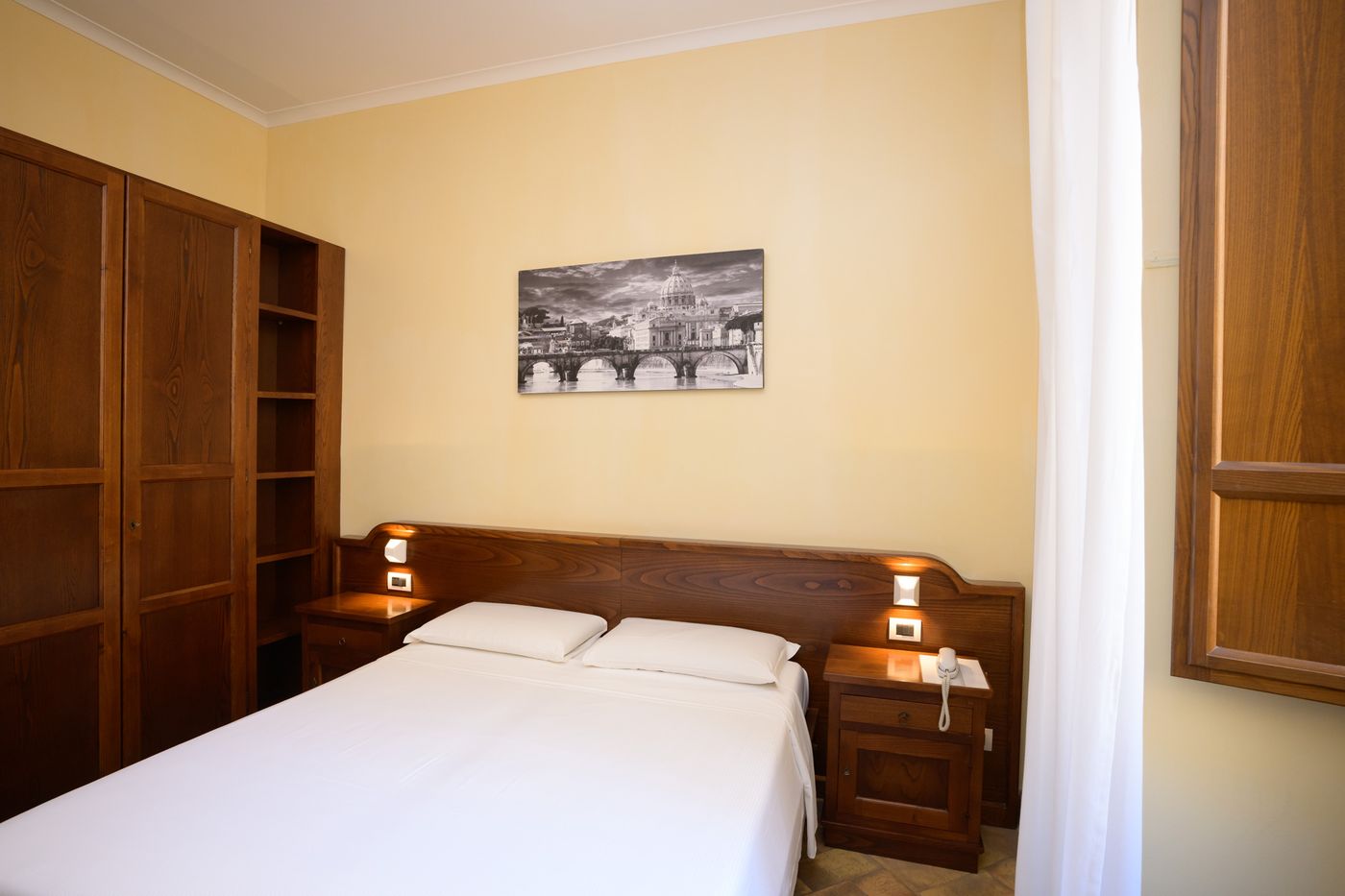 Hotel-Casa-I-Cappuccini-Room-8