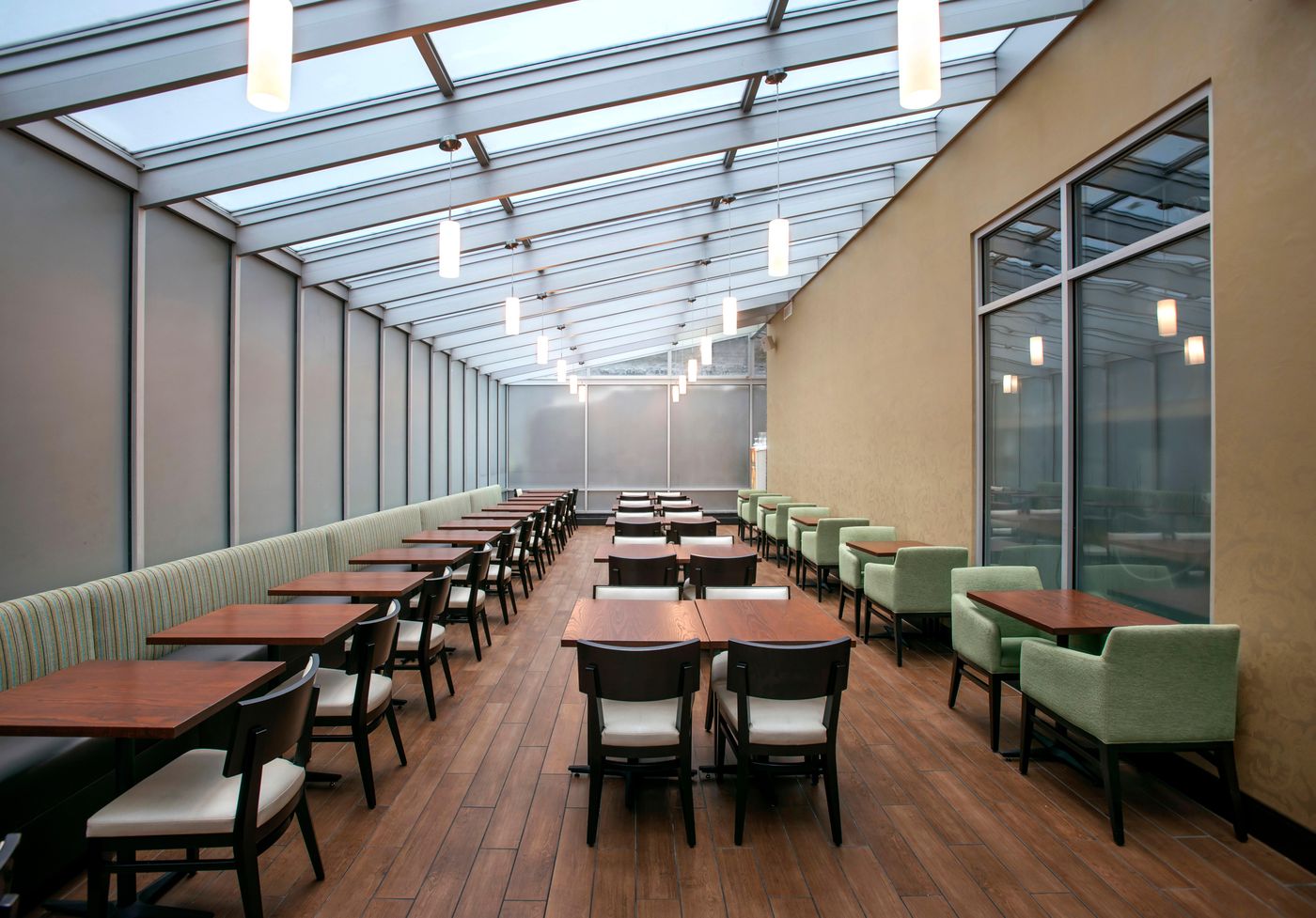 Holiday-Inn-Manhattan-6th-Ave---Chelsea-Restaurant-28