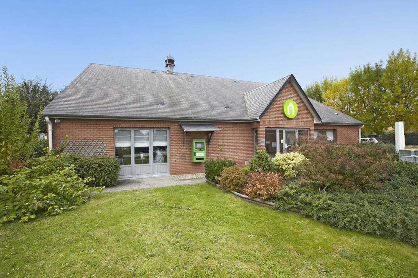 Campanile Rouen Est - Franqueville Saint Pierre-France-Franqueville-St-Pierre-General view-7