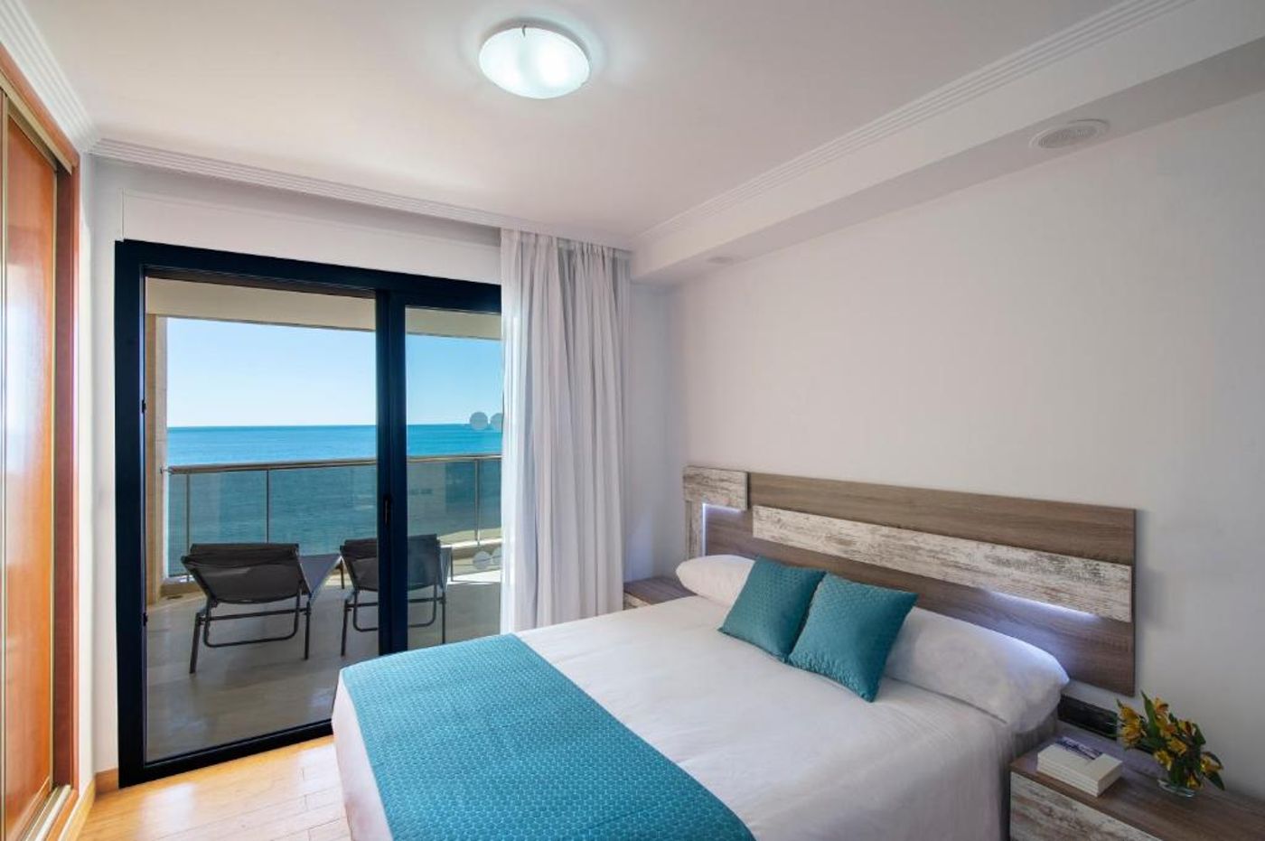 Pierre---Vacances-Altea-Beach-Room-2