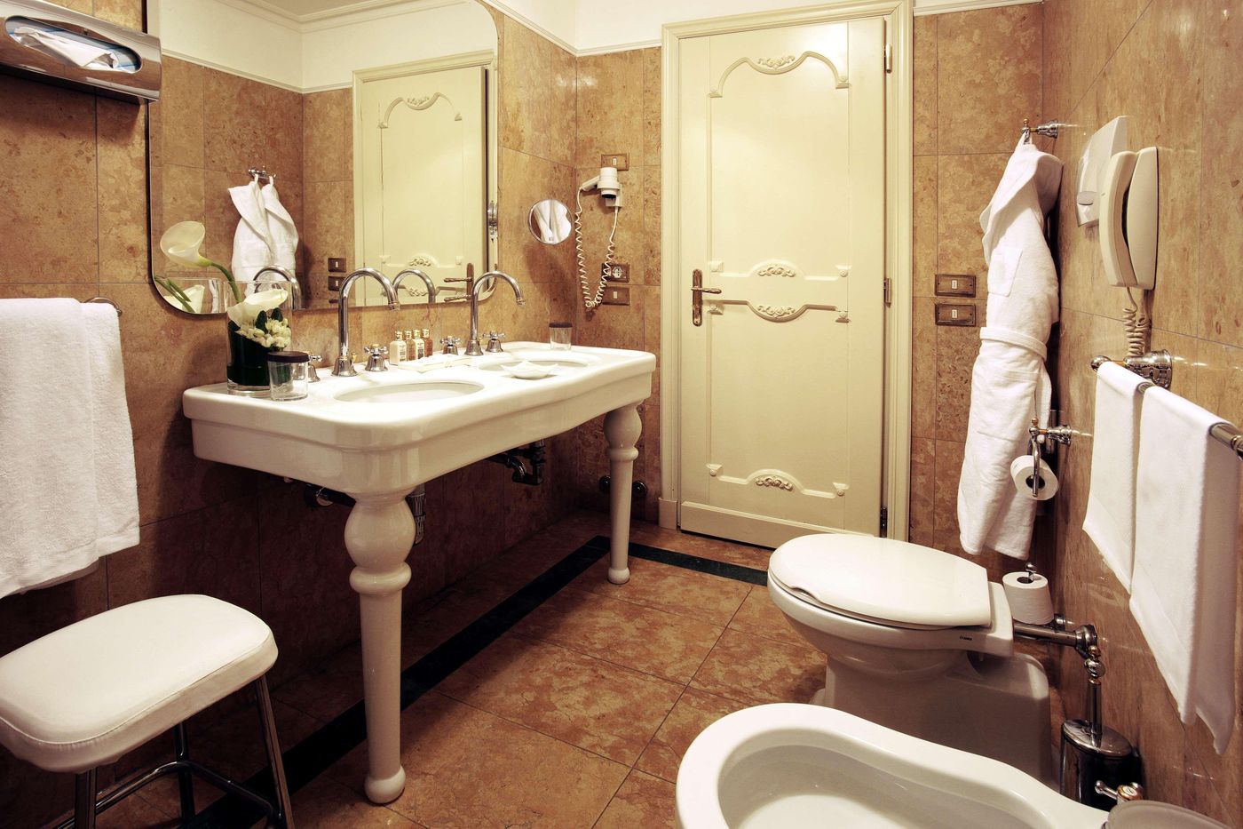 NH Collection Venezia Grand Hotel Palazzo dei Dogi - Italy - Venezia - Room - 6