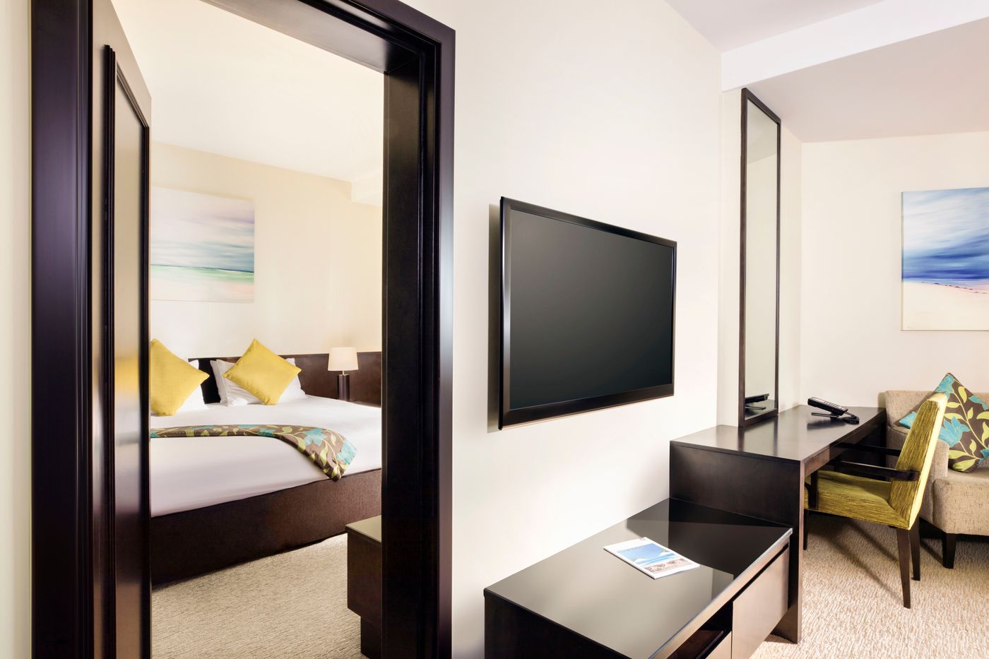 JA-Beach-Hotel-Room-26