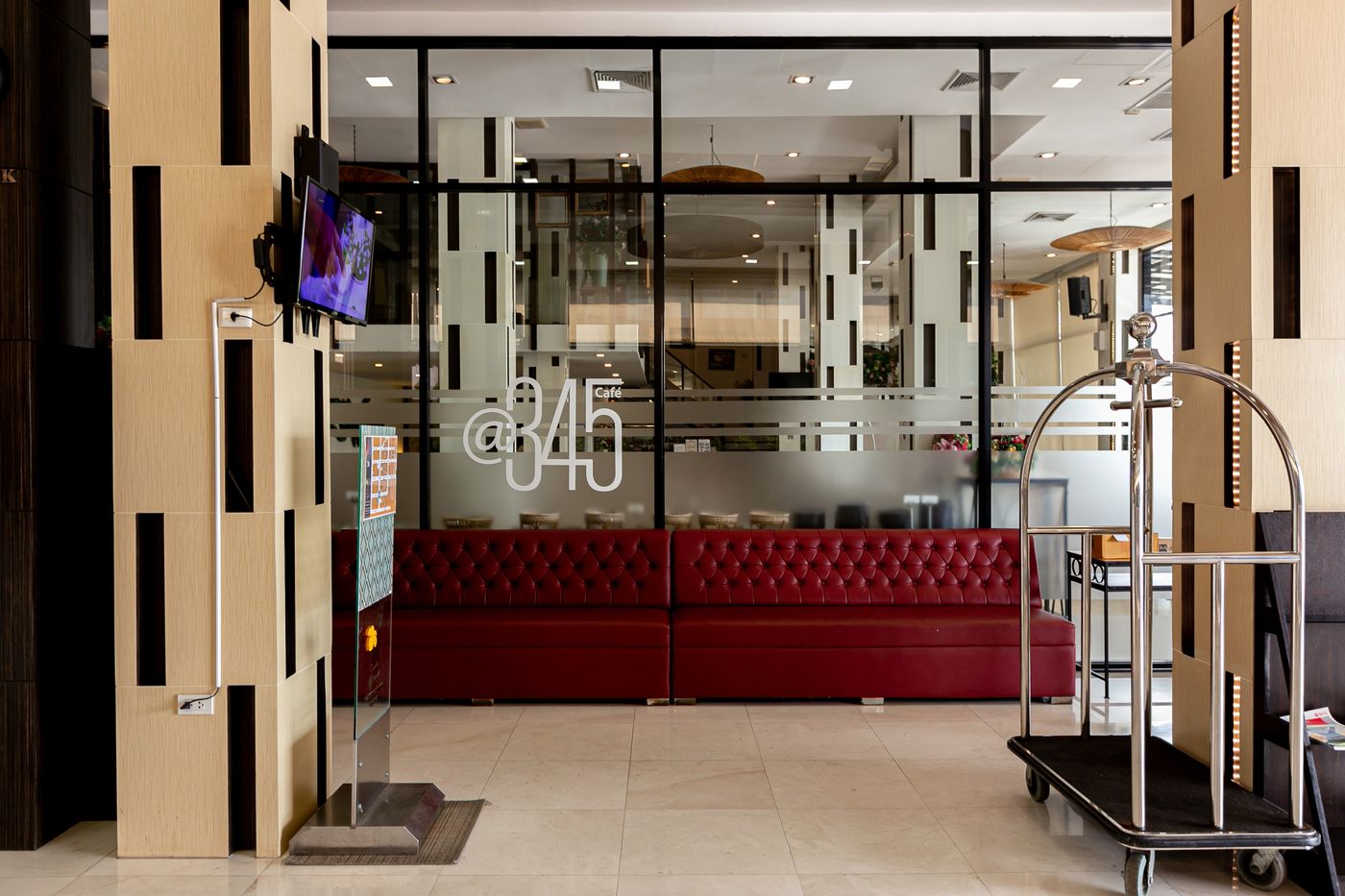 Grand Ratchapruek Hotel by ZUZU-Thailand-NONTHABURI-Lobby-8
