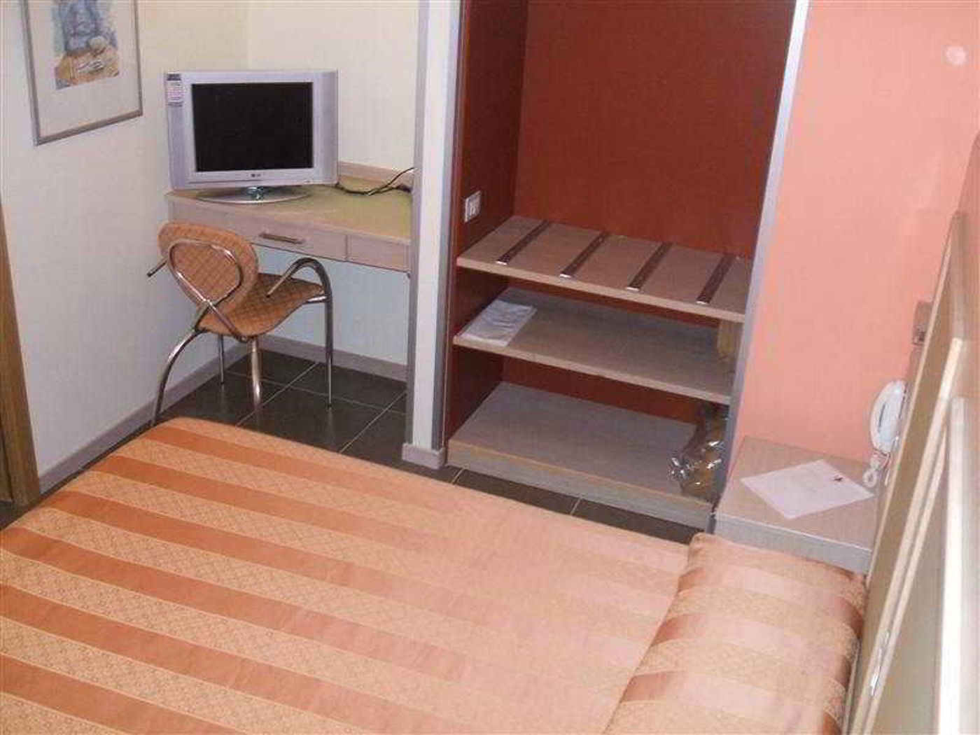 Mediterraneo-Livorno-Room-8