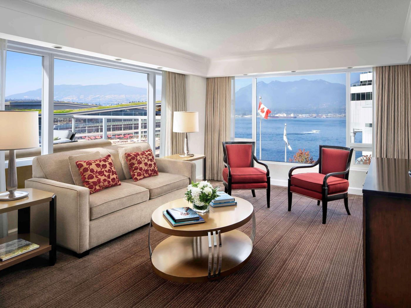 Fairmont-Waterfront-Room-49