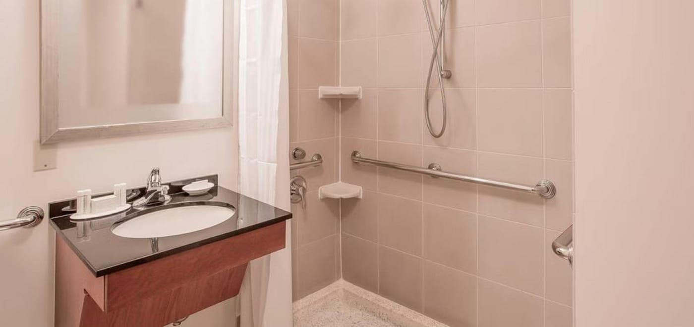 Residence-Inn-By-Marriott-New-York-Manhattan-Times-Square-Room-32