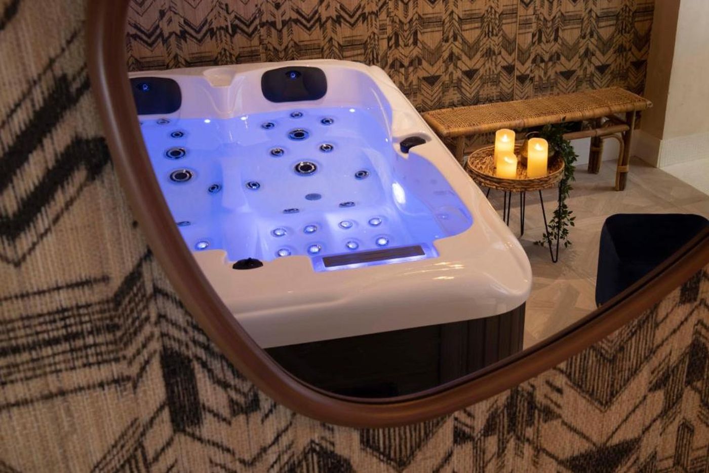 Phileas-Lazare---Spa-Room-71