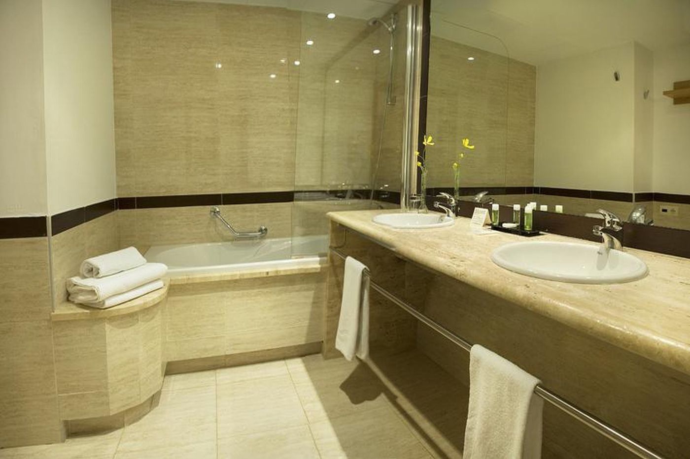 Sercotel-Hotel-Bonalba-Alicante-Room-27