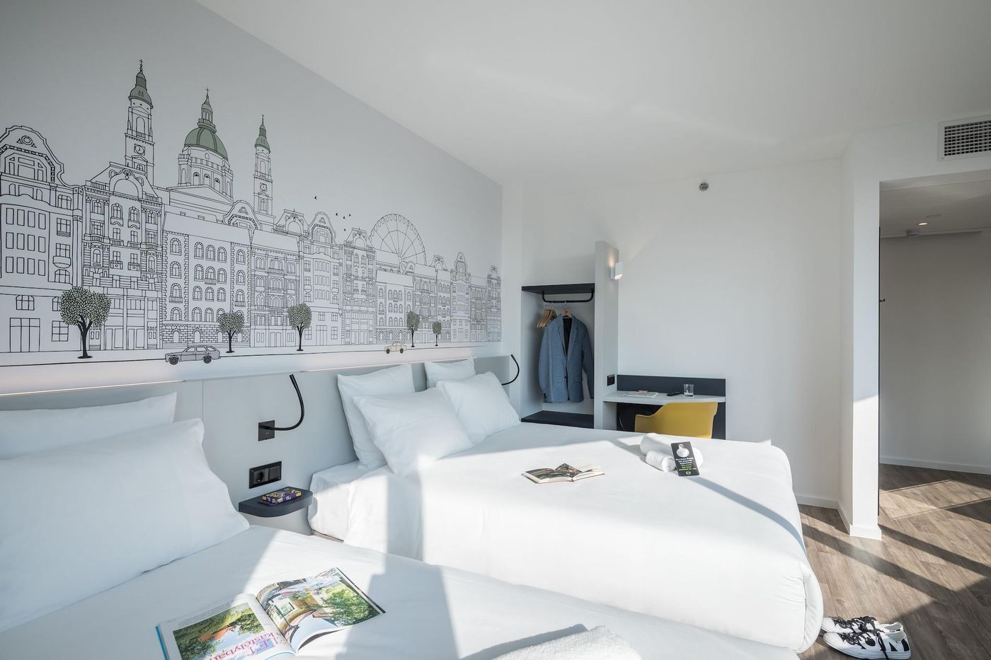 B-B-Hotel-Budapest-City-Room-23