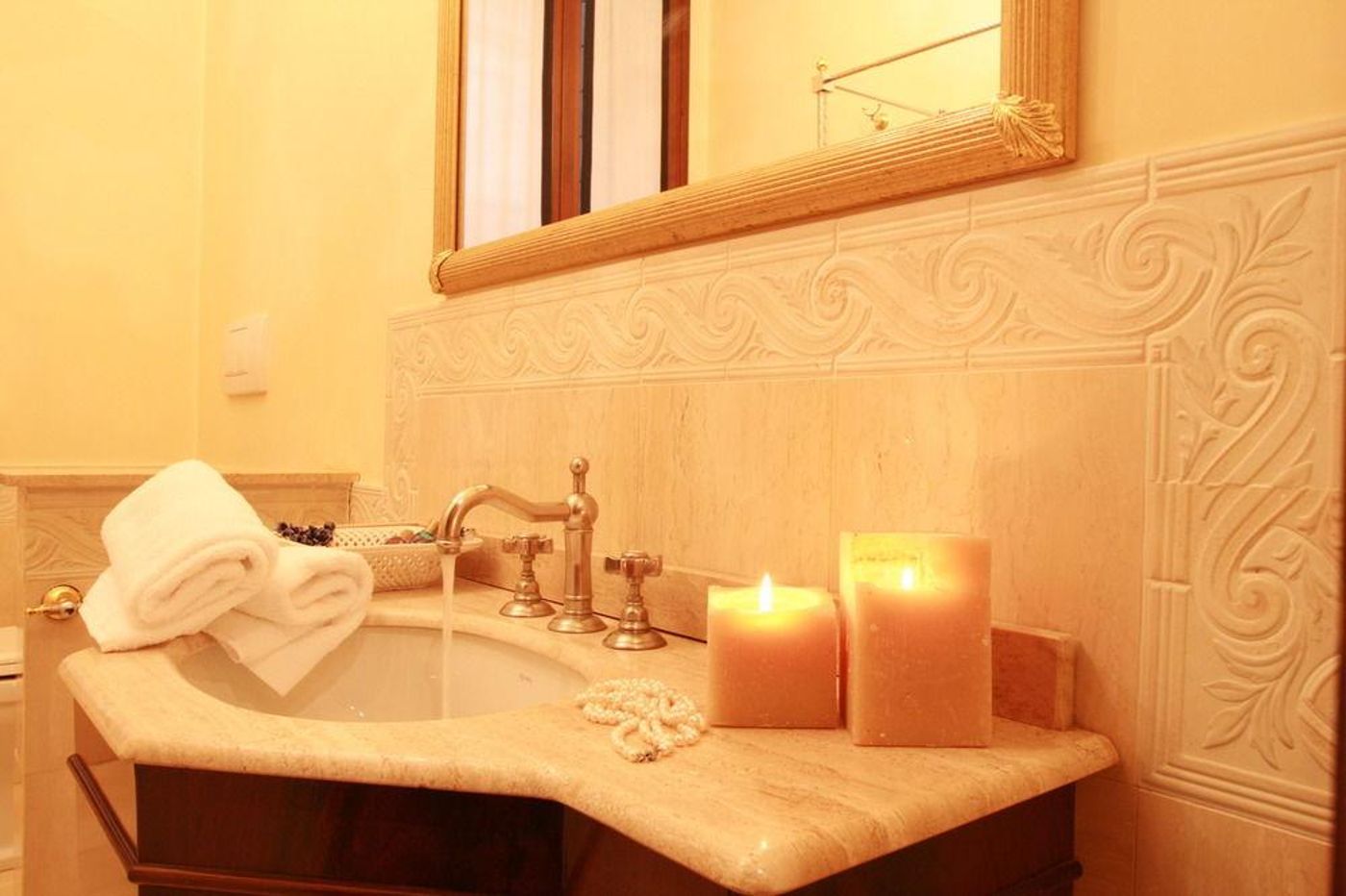 Al-Ponte-Dei-Sospiri-Junior-Suites-General-view-37