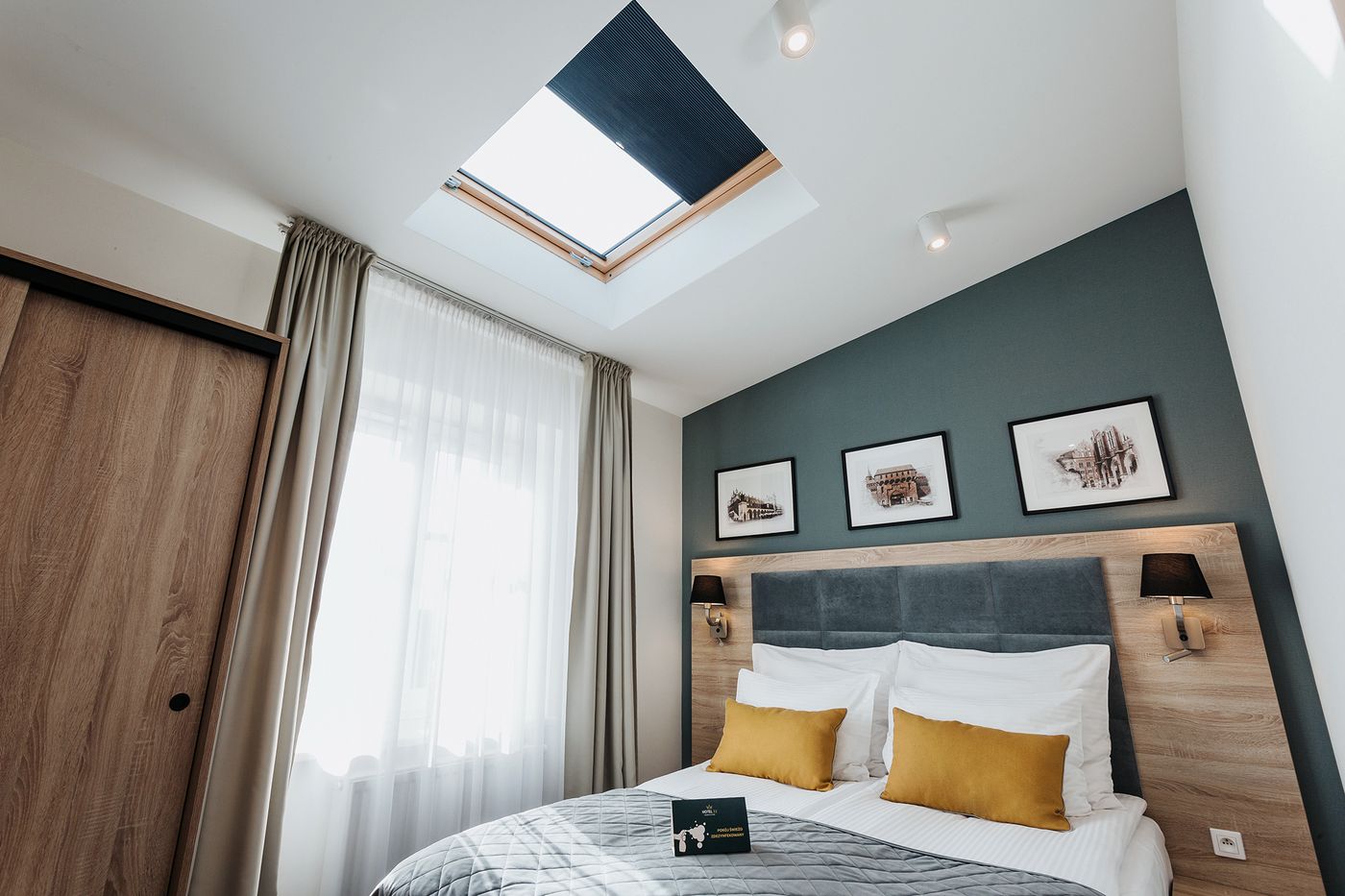 Hotel-32-Krakow-Old-Town-Room-16