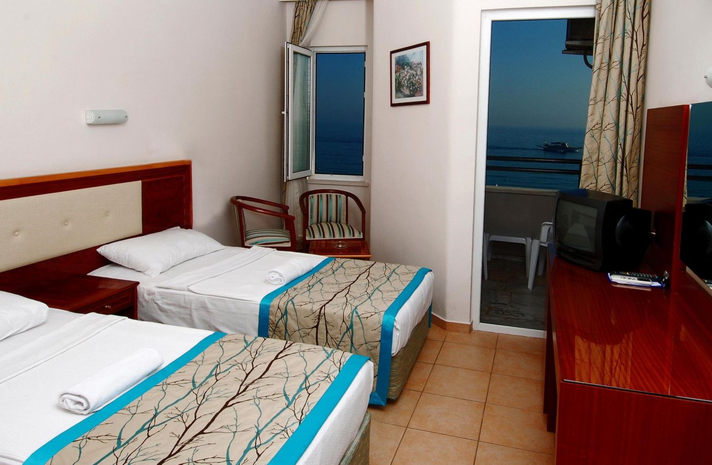 Hatipoglu-Beach-Hotel-Room-15