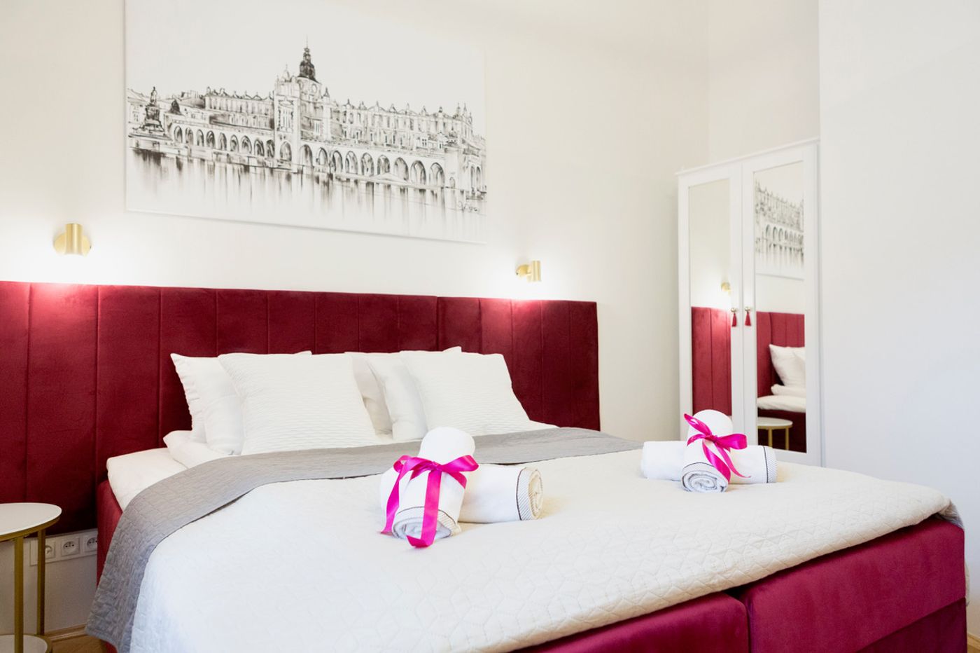 Apartments-Roman-Room-37