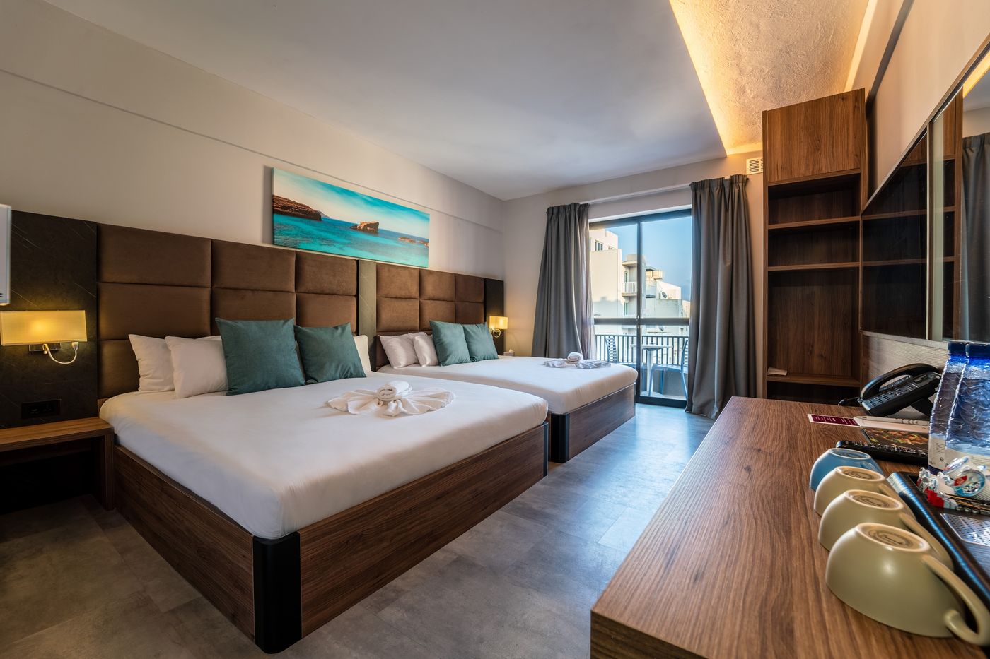 Pebbles-Resort-Room-12