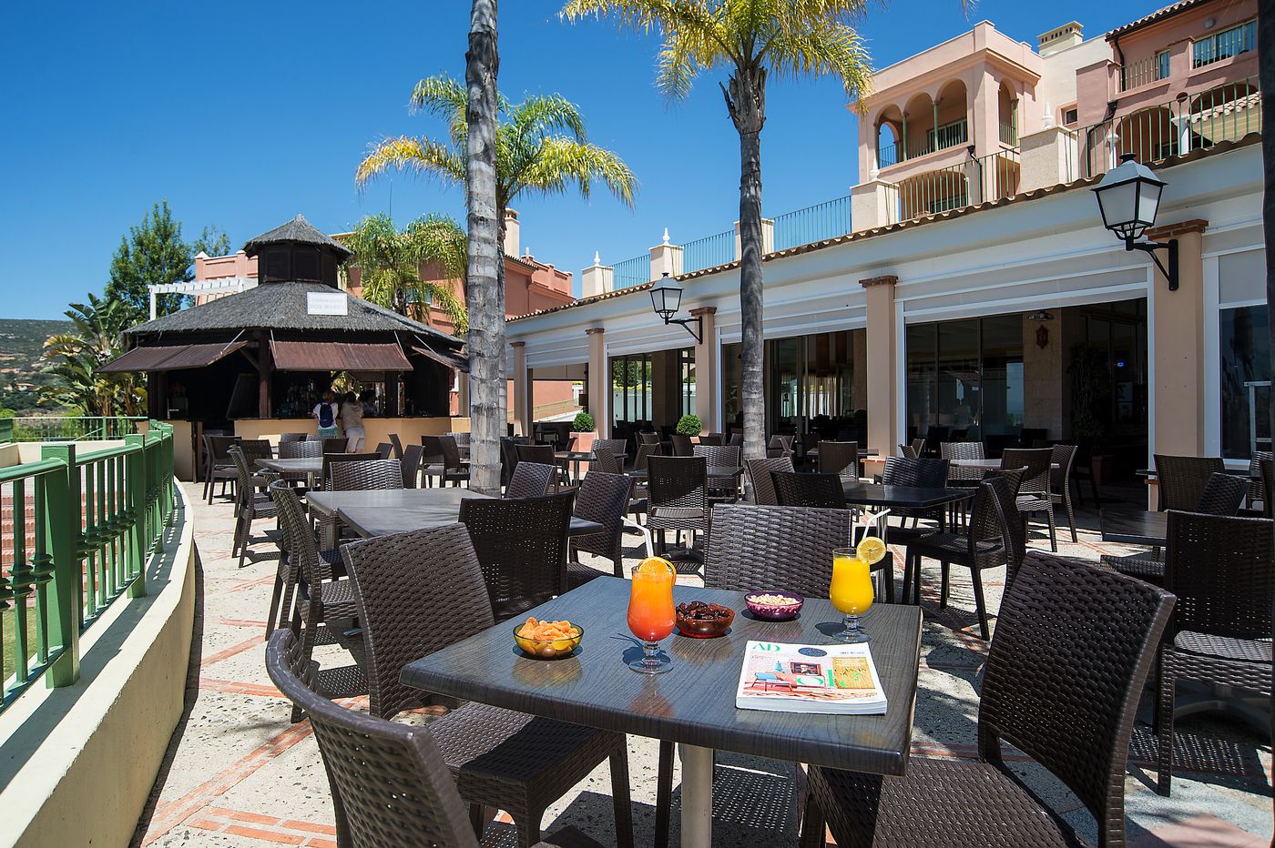 Pierre---Vacances-Terrazas-Costa-del-Sol-Bar-13