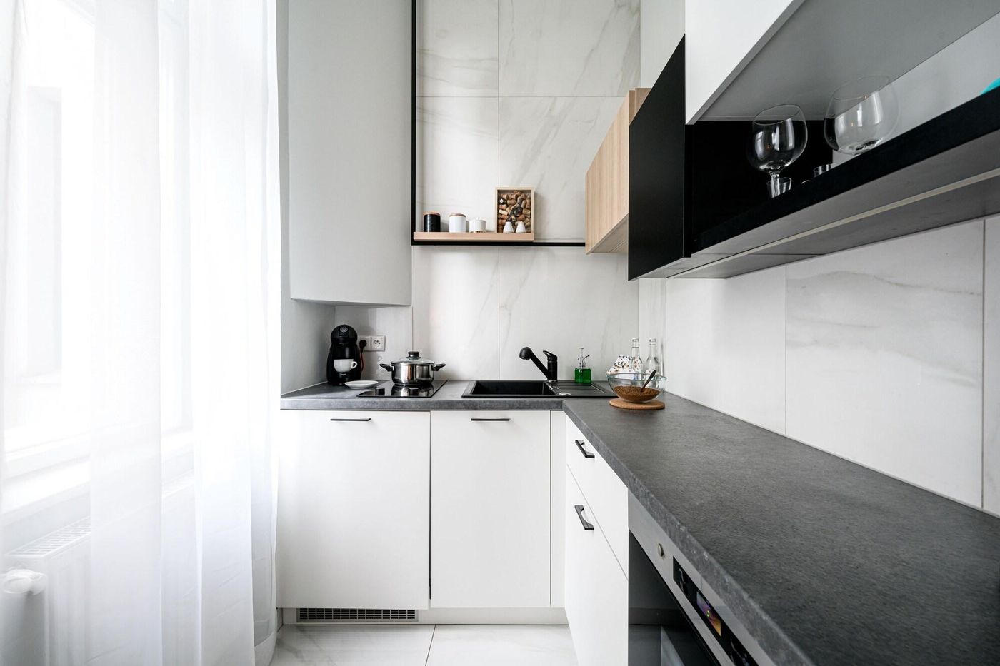 Arts-Apartments-Room-48