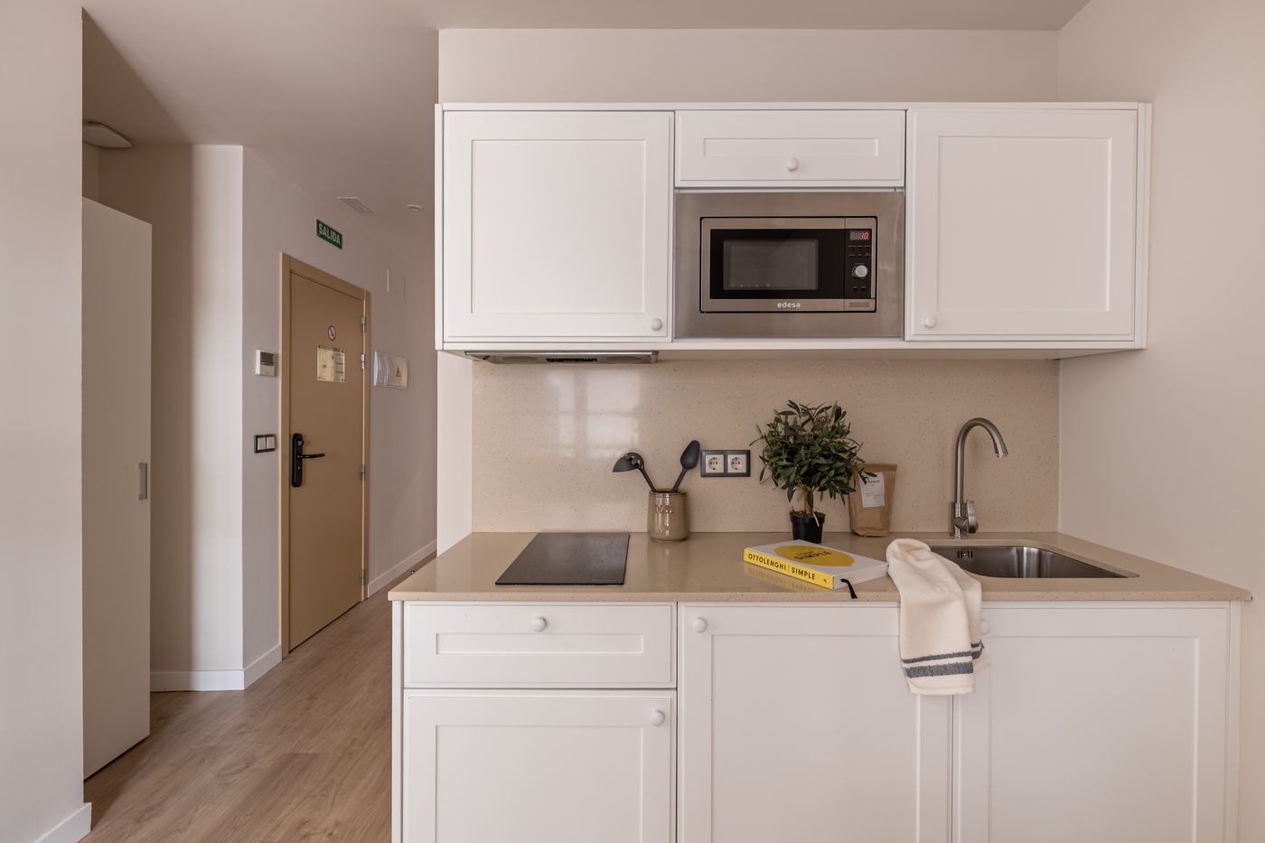 Libere-Malaga-Teatro-Romano-Room-23