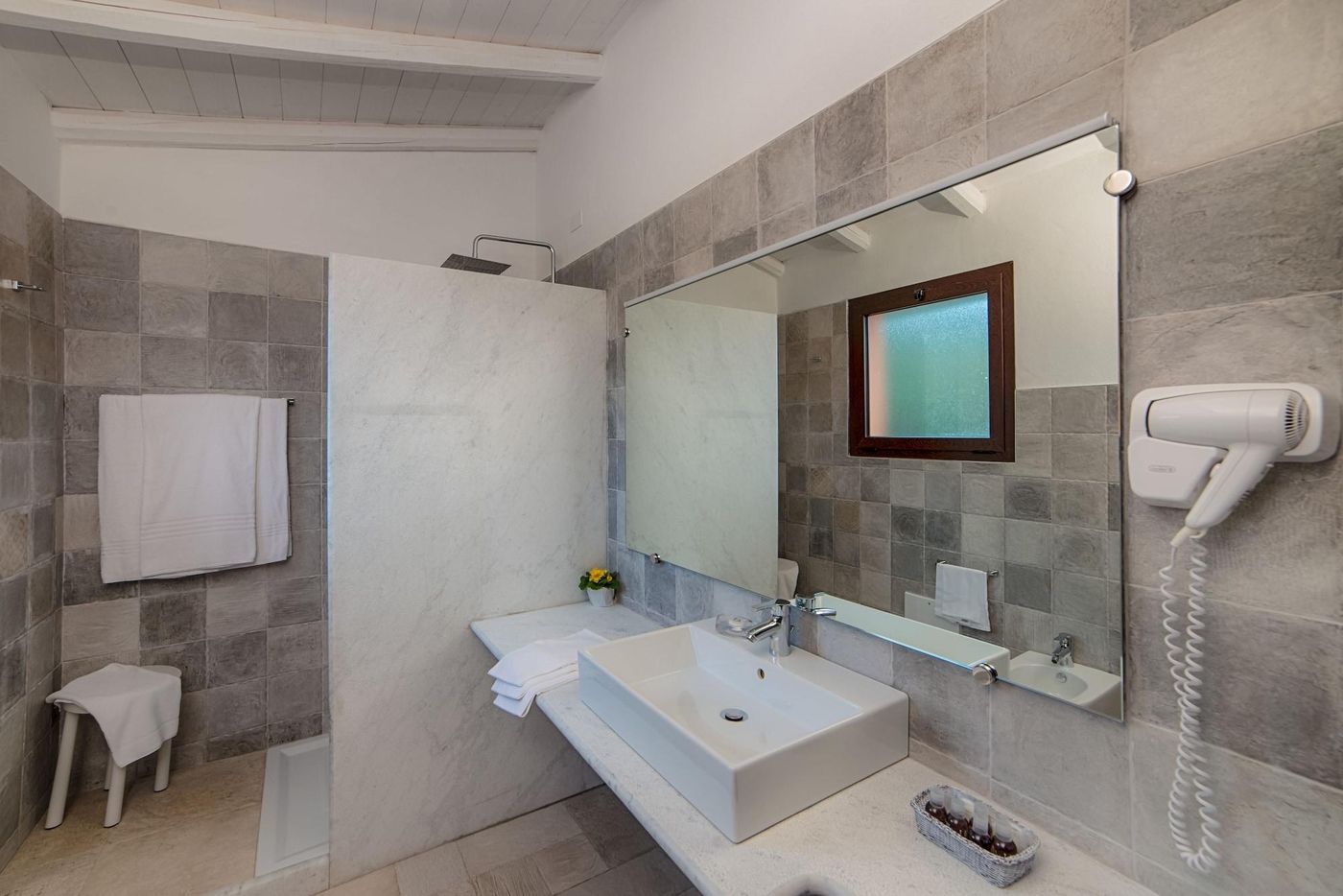 Perdepera-Resort-Room-44