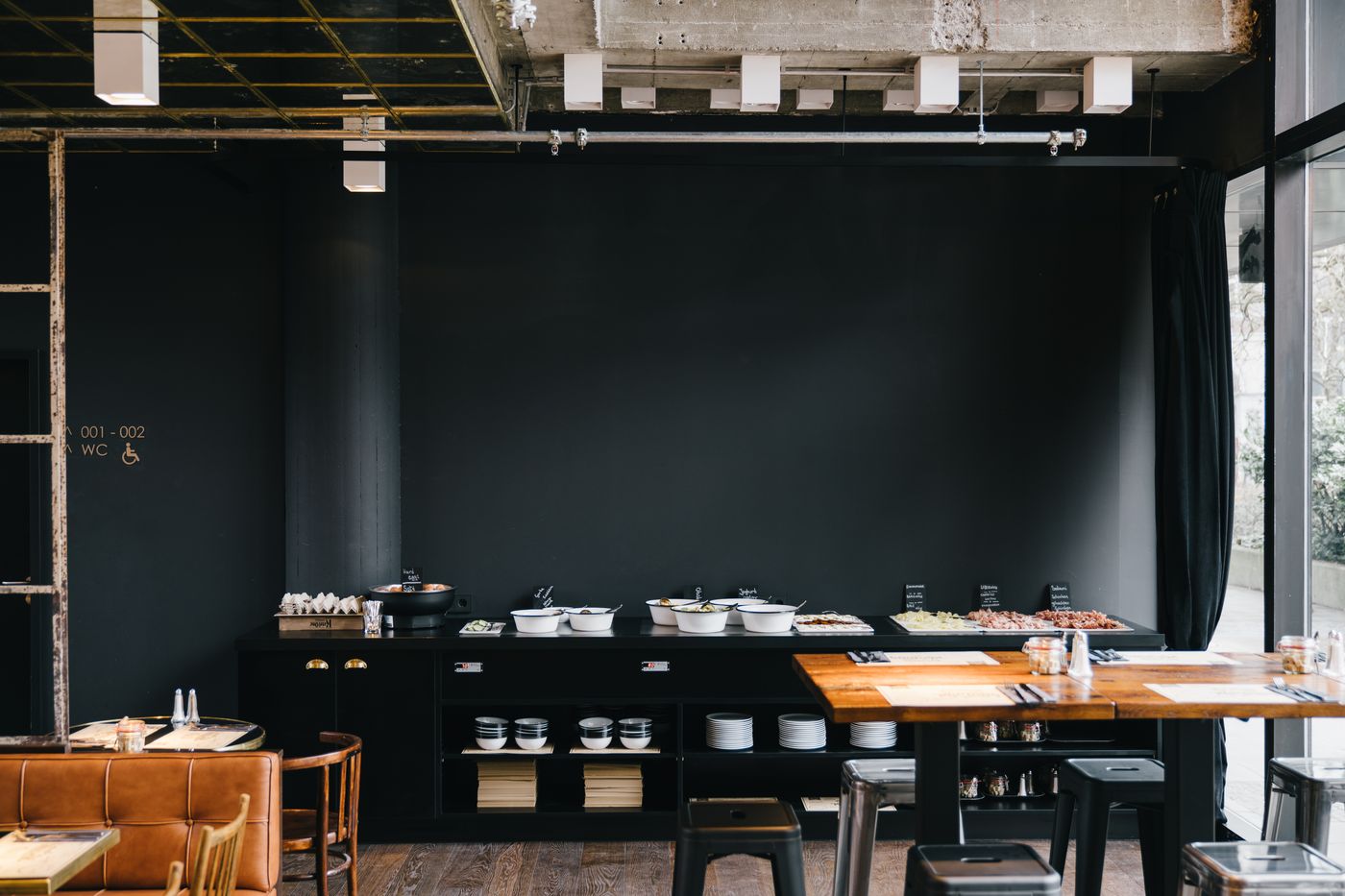 Ruby-Lilly-Hotel-Lobby-11