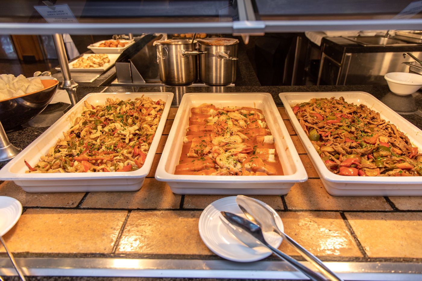 Mac-Puerto-Marina-Benalmadena-Restaurant-40