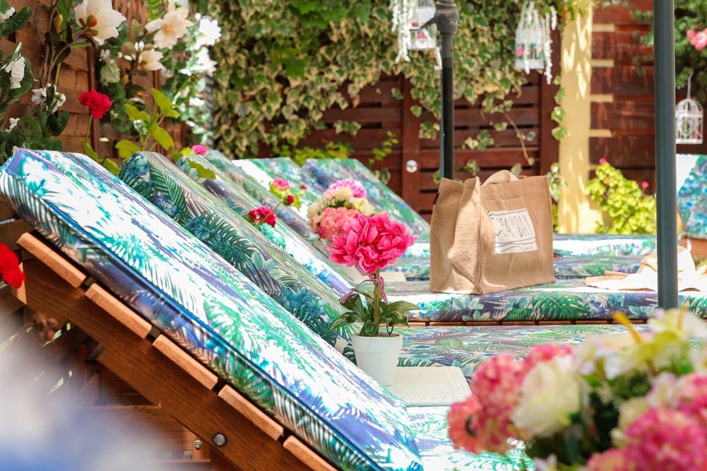 V-A--Boutique-Apartments-and-Suites-Pool-59