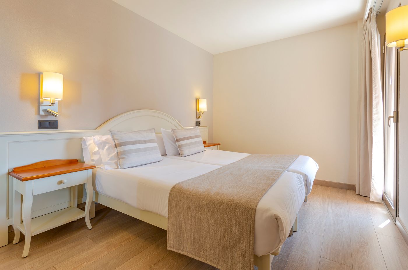 Marins Beach Club - Adults Only