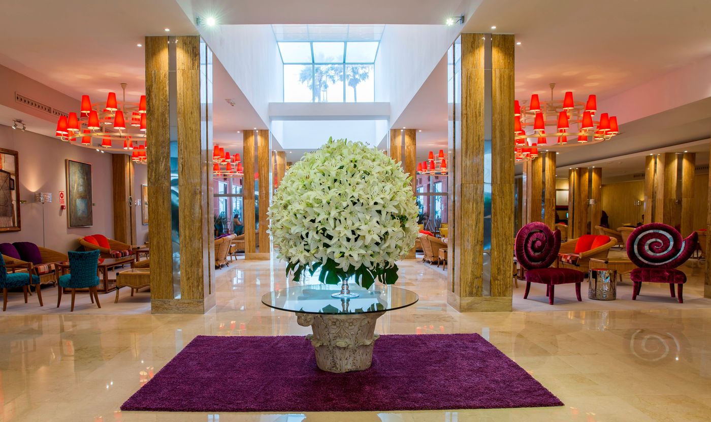 Bull Reina Isabel & Spa