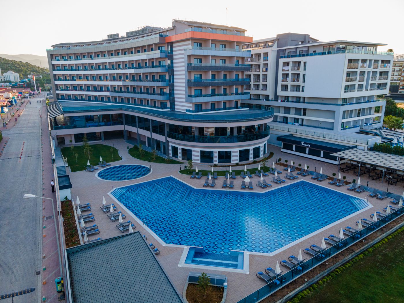 LONICERA PREMIUM HOTEL 11