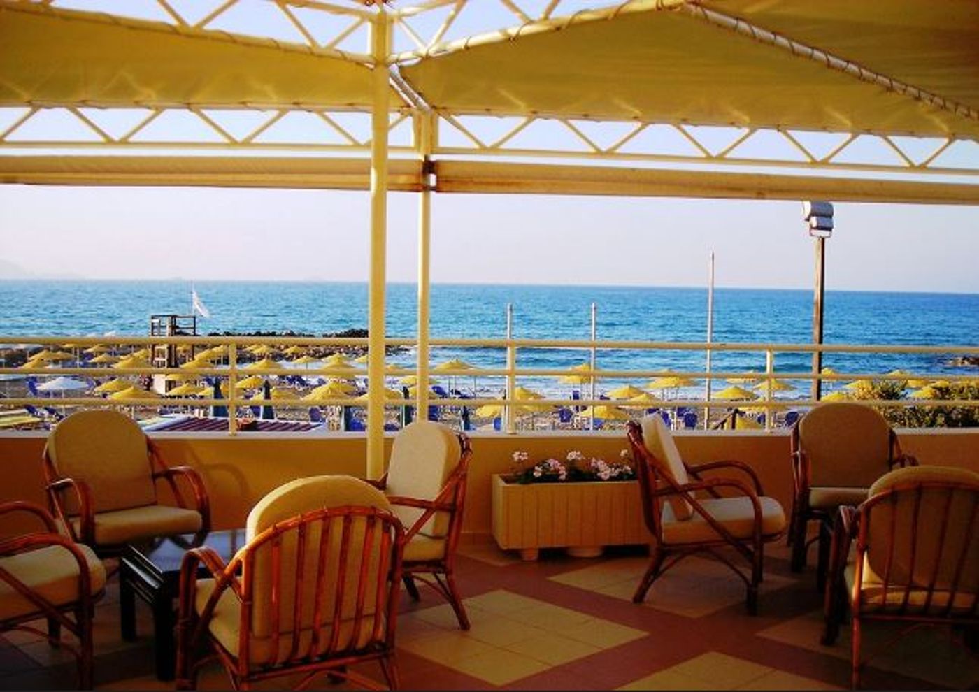 Themis Beach Hotel