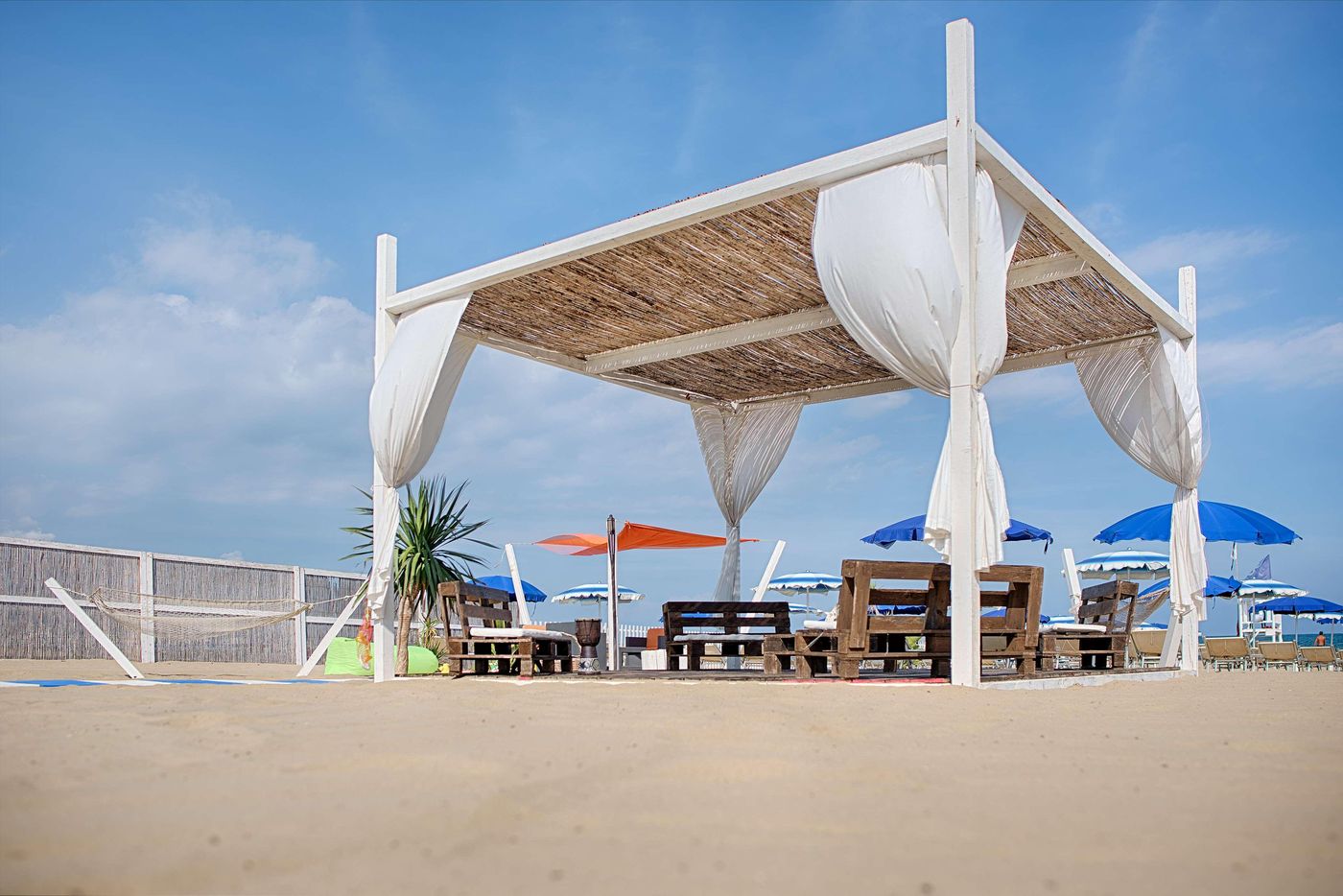 NH-Catania-Parco-Degli-Aragonesi-Beach-60