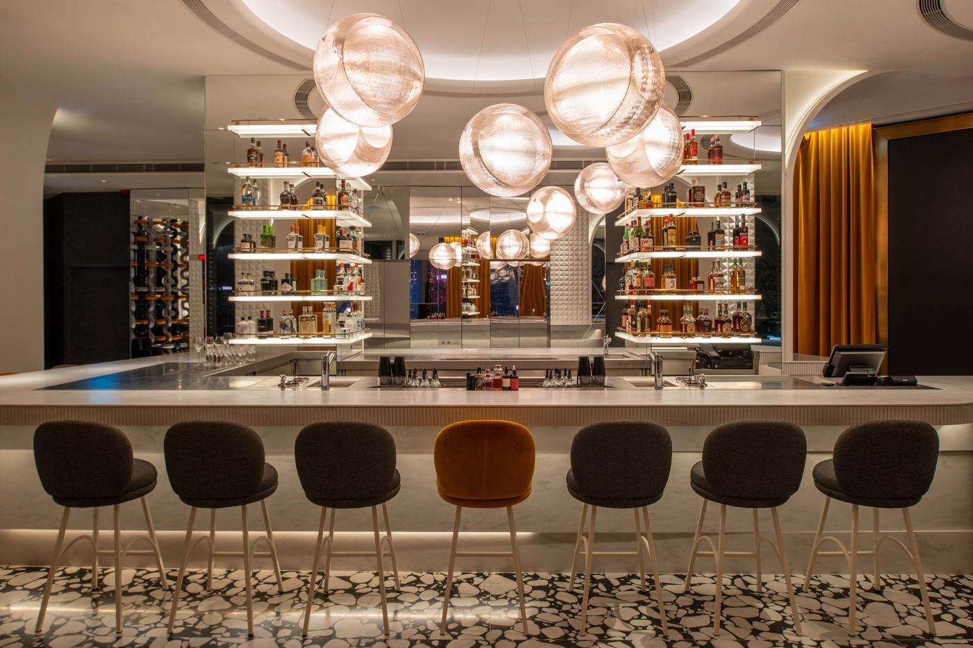Mondrian-Hong-Kong-Bar-9