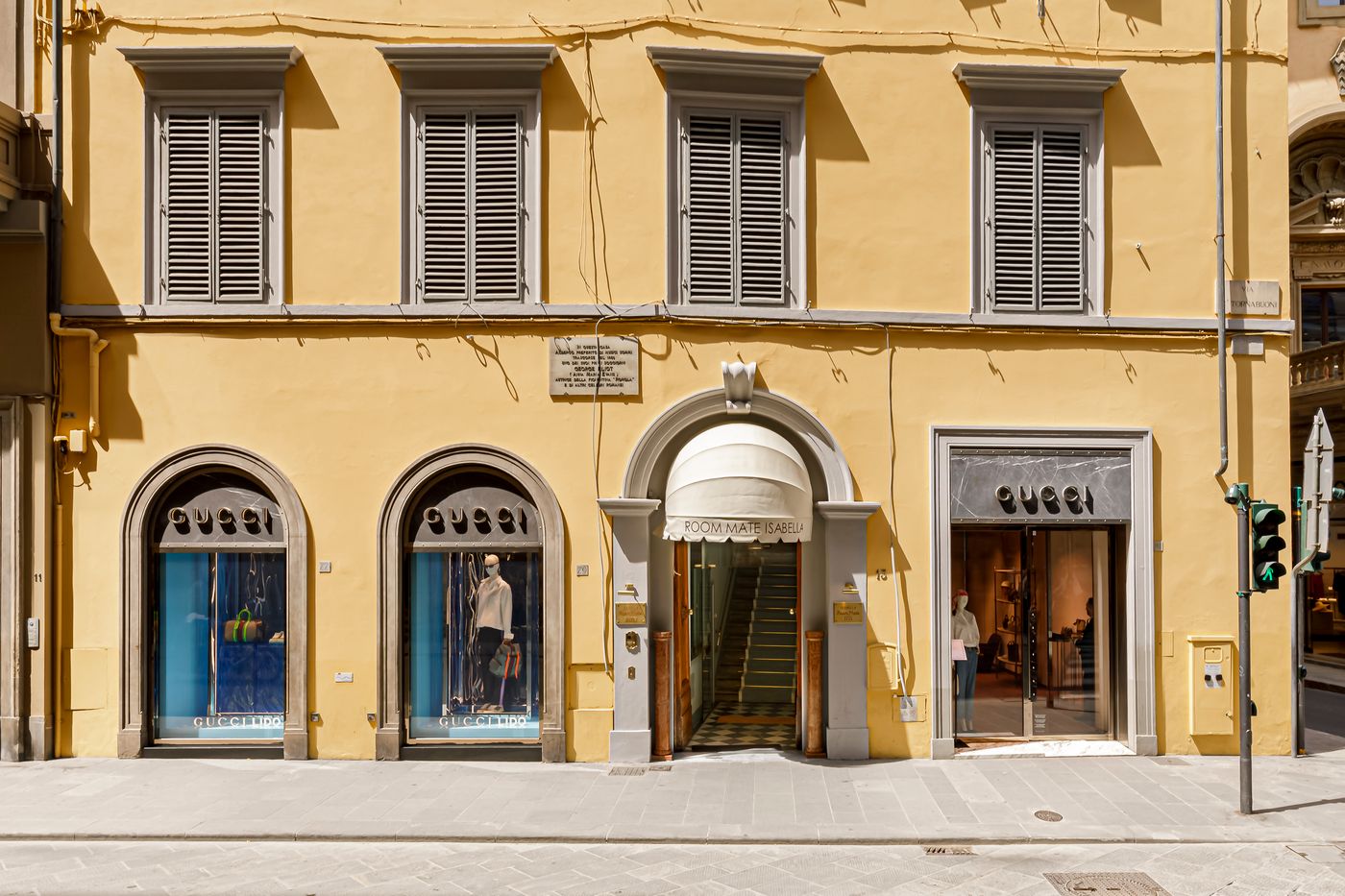 Room-Mate-Isabella-General-view-16