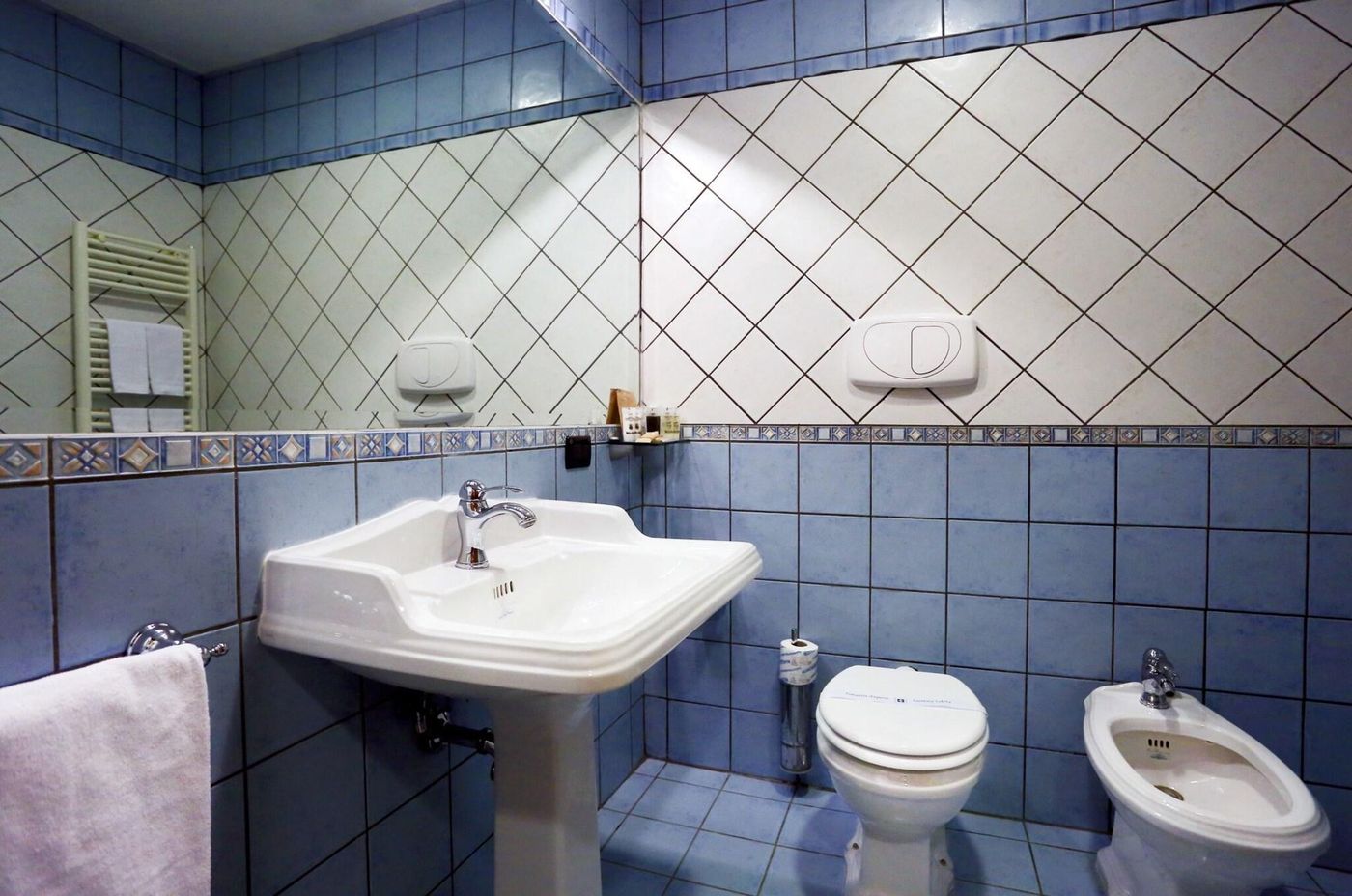 Hotel-L-Aquila-Room-25