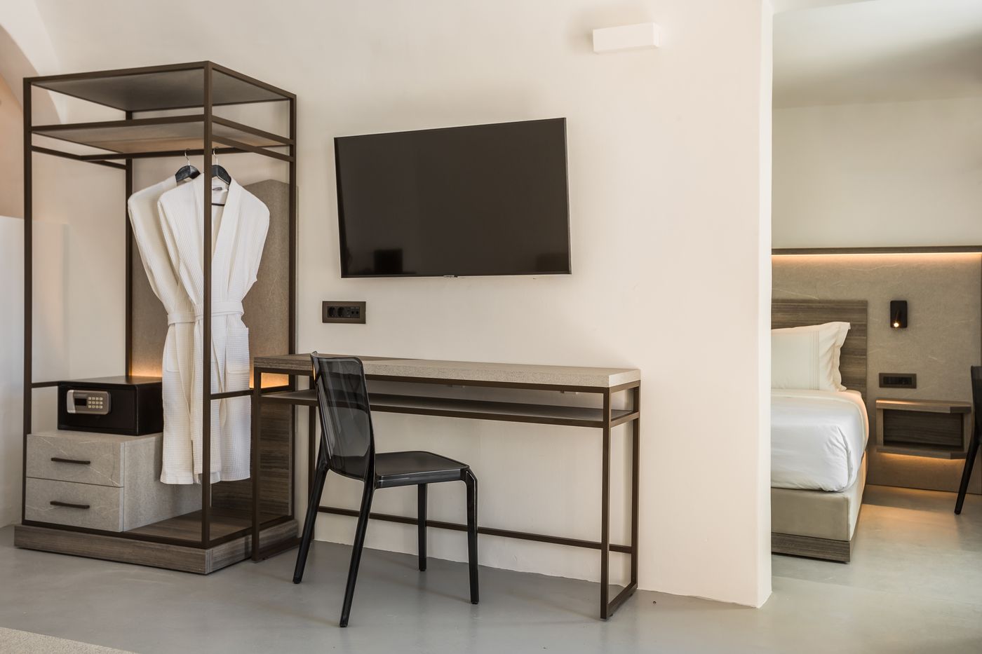 Sun Rocks Boutique Hotel