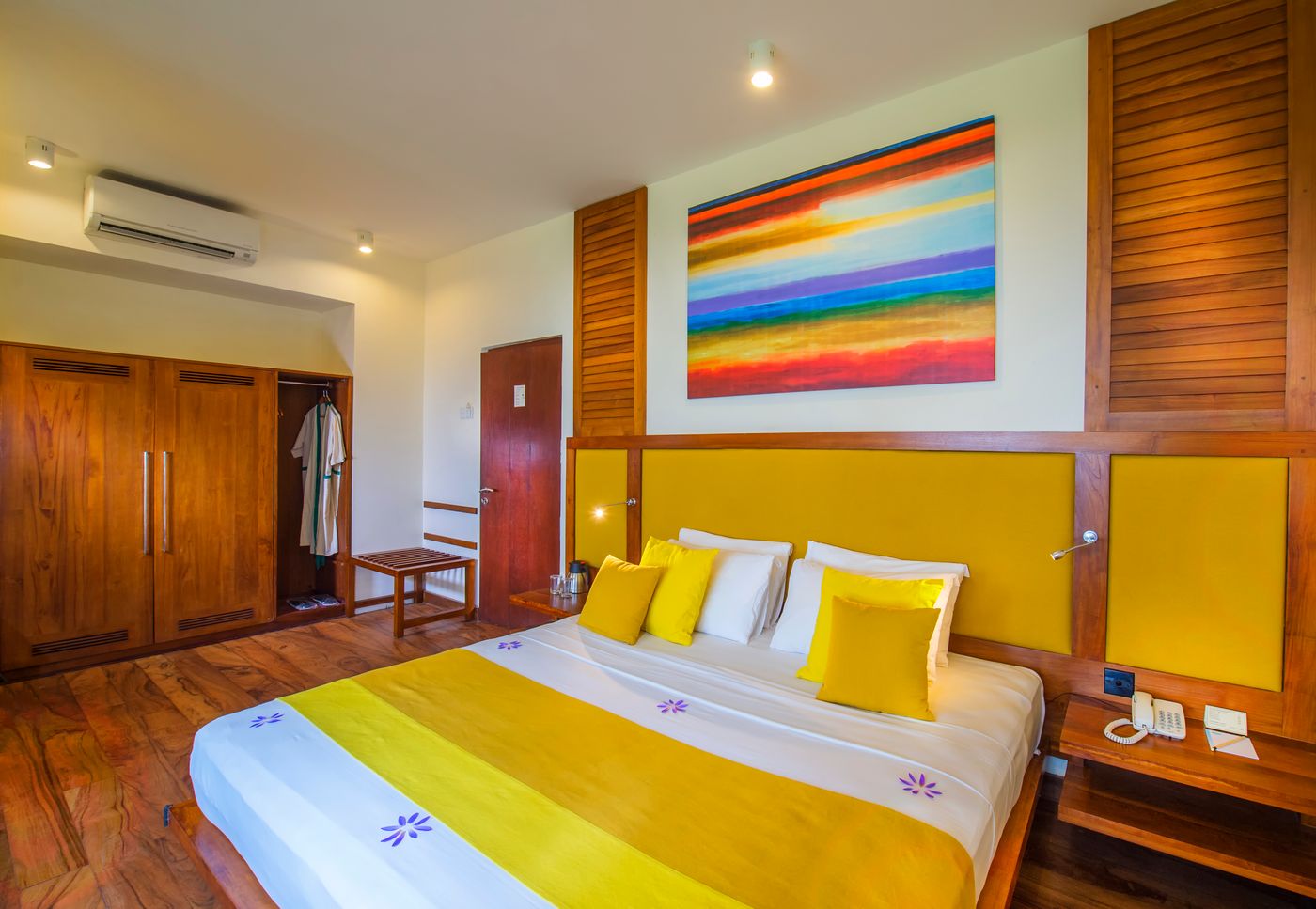 Mermaid-Hotel---Club-Room-18