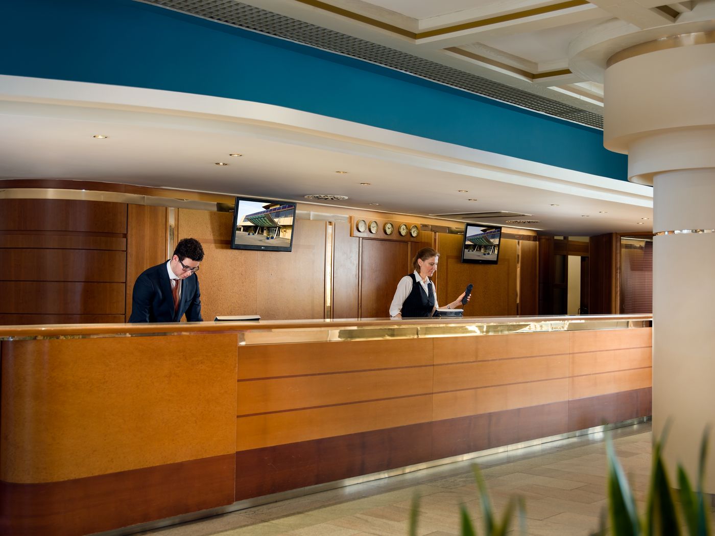 Panorama-Hotel-Prague-Lobby-6