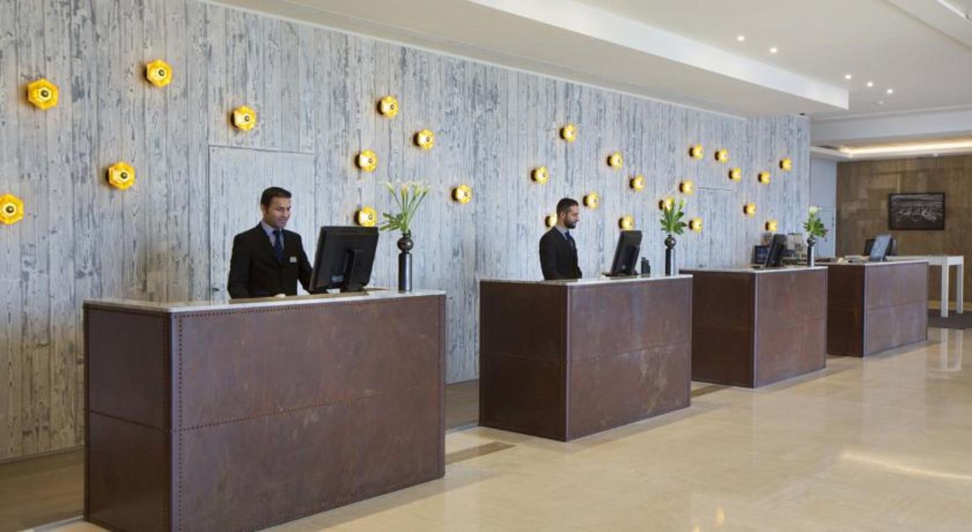 Radisson-Blu-Hotel-Nice-Lobby-71