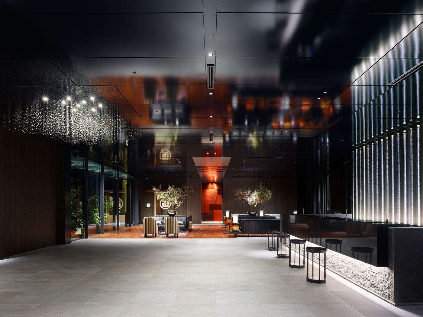 Mitsui Garden Hotel Nihonbashi Premier-Japan-Tokyo-Lobby-8