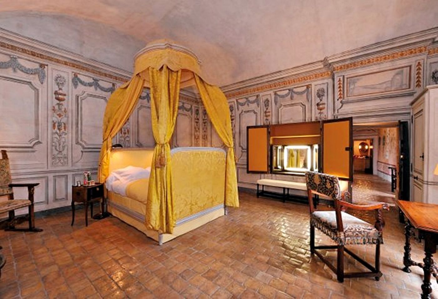 Chateau De Bagnols - France - Bagnols - General view - 6