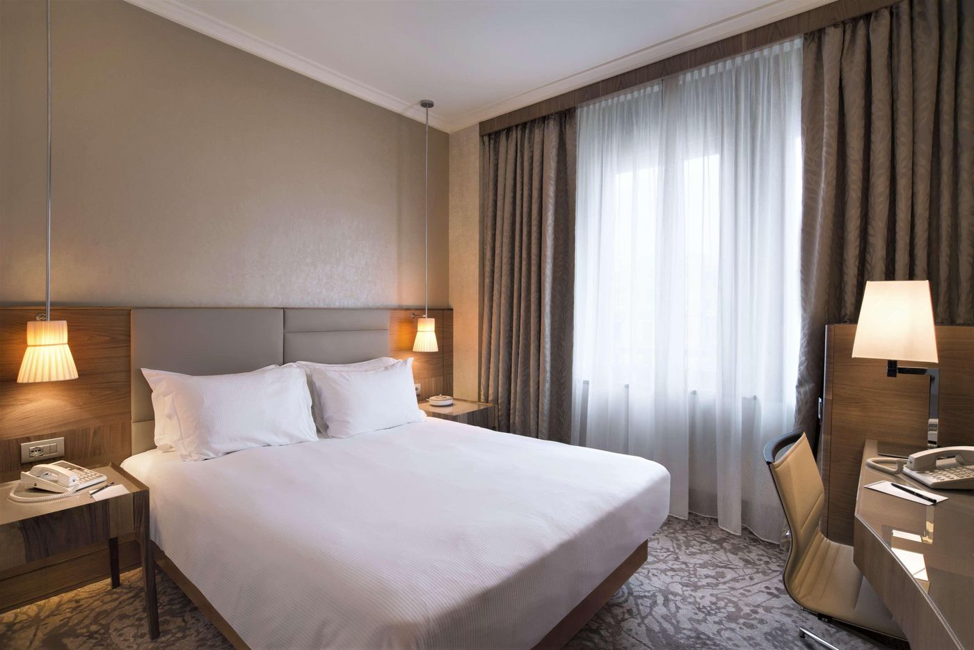 Hilton-Milan-Room-37