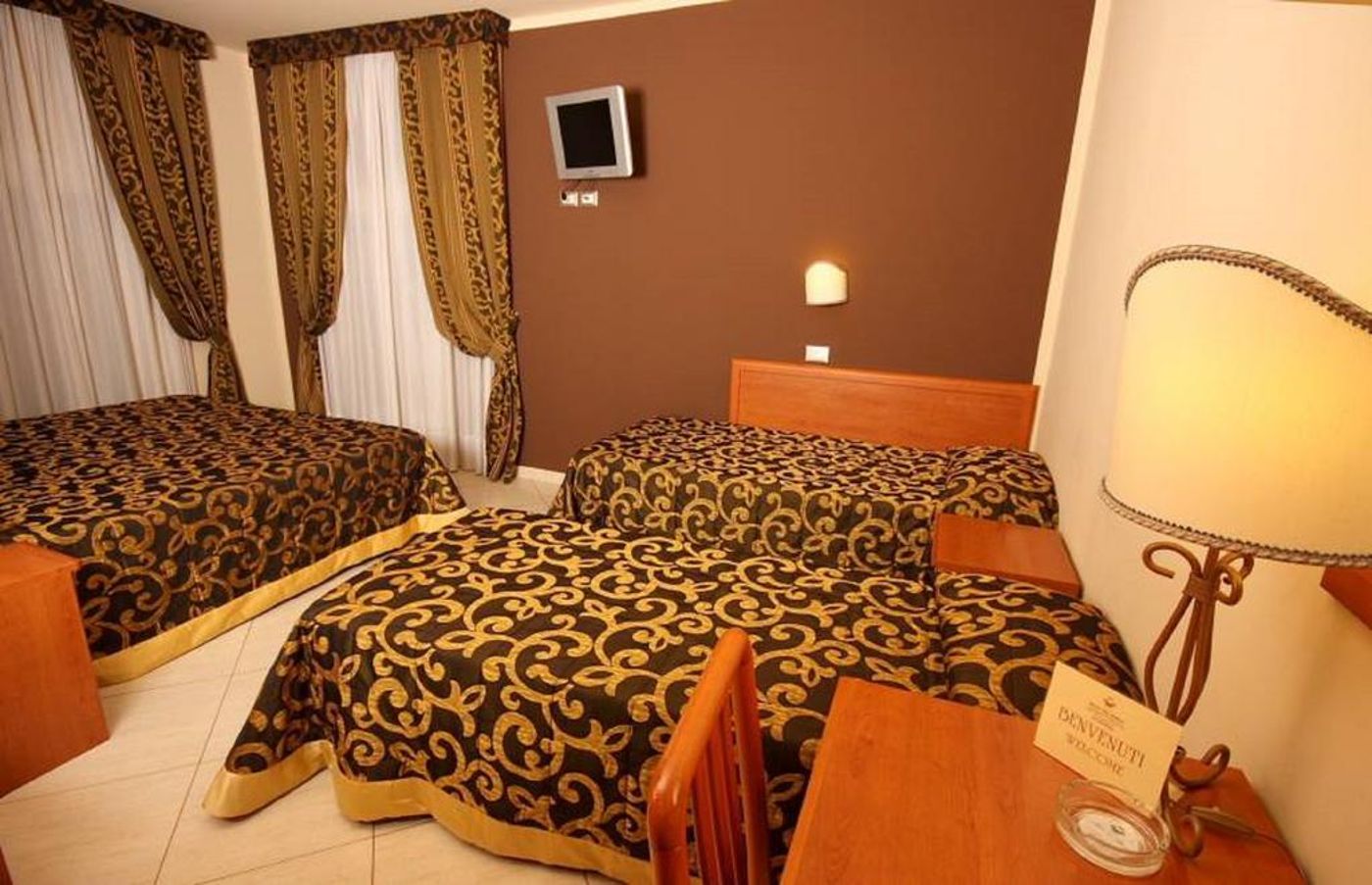 Del Borgo - Italy - BOLOGNA - General view - 2