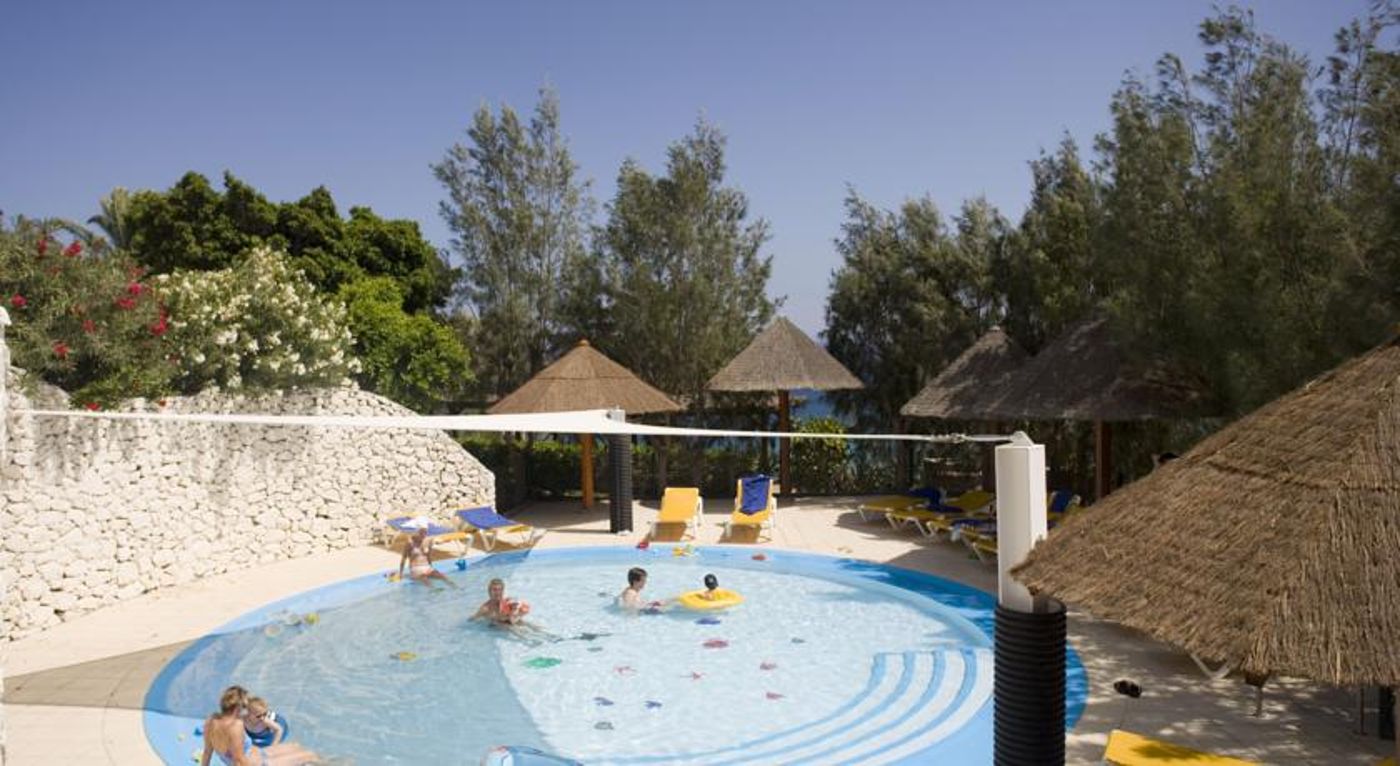 Robinson Club Esquinzo Playa